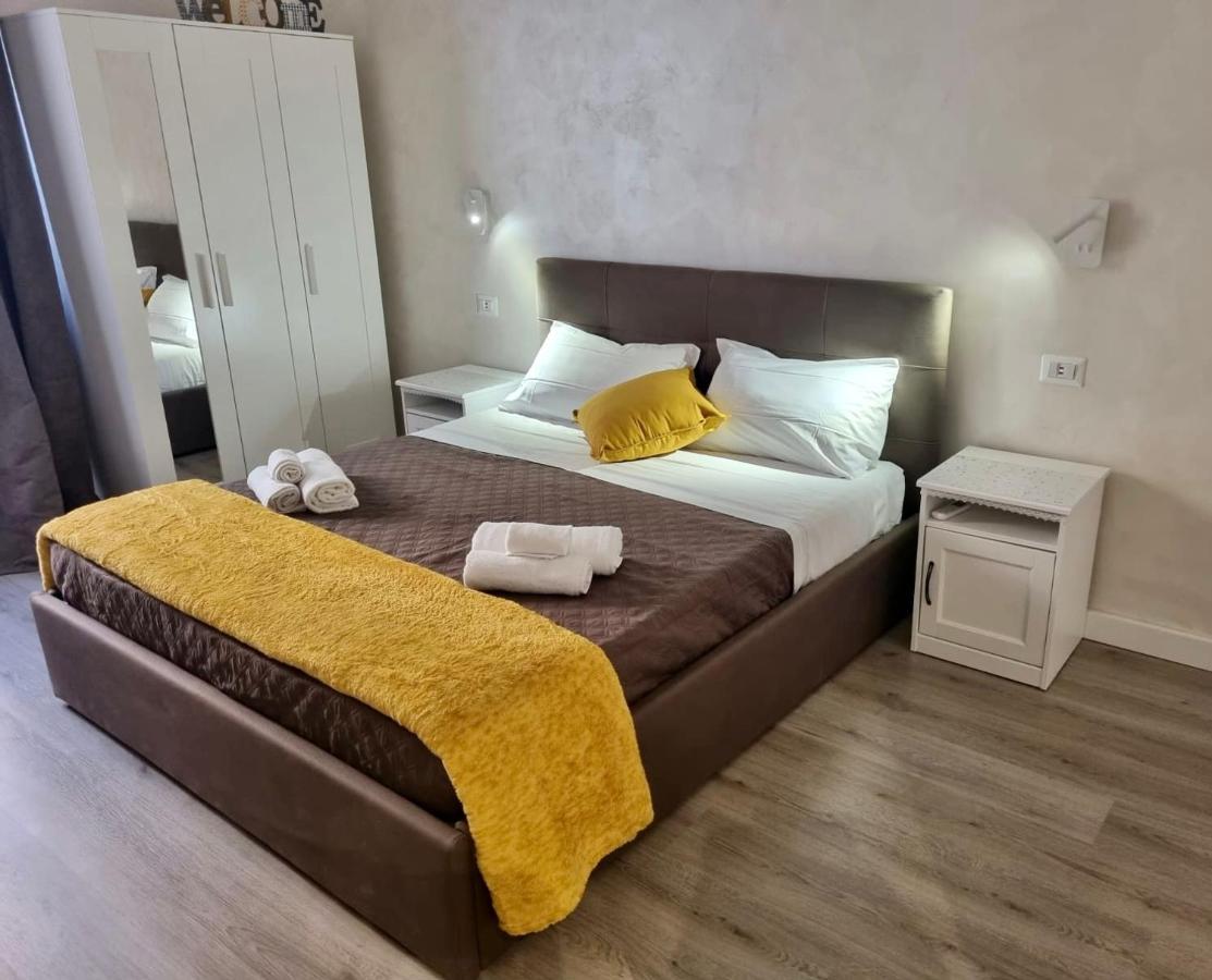 Apartment Close To The Coloseum, 2 Minutes Walk From Metro A Exterior photo