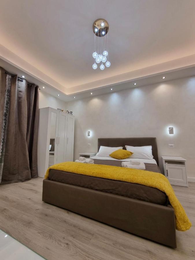 Apartment Close To The Coloseum, 2 Minutes Walk From Metro A Exterior photo
