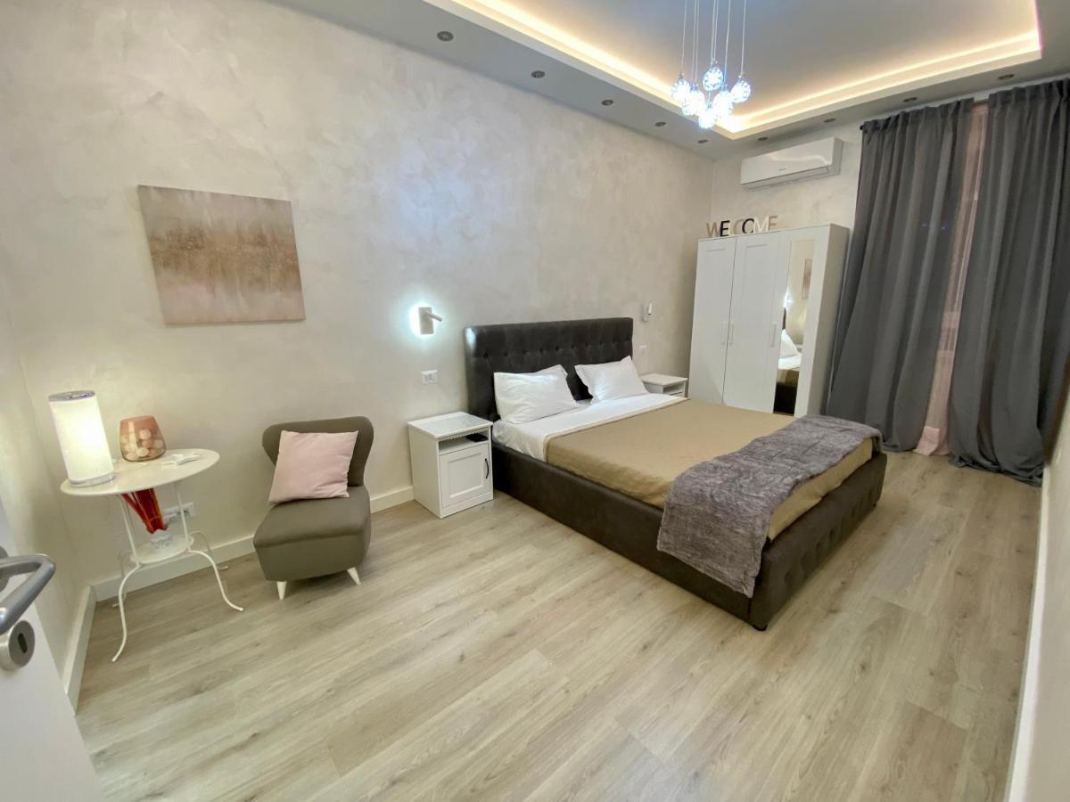 Apartment Close To The Coloseum, 2 Minutes Walk From Metro A Exterior photo