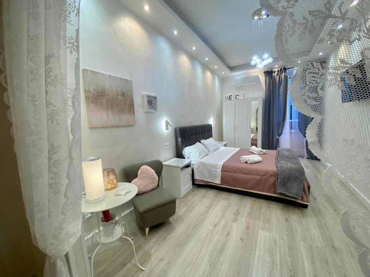 Apartment Close To The Coloseum, 2 Minutes Walk From Metro A Exterior photo