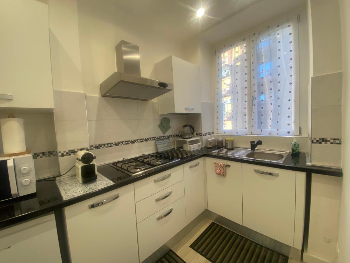 Apartment Close To The Coloseum, 2 Minutes Walk From Metro A Exterior photo